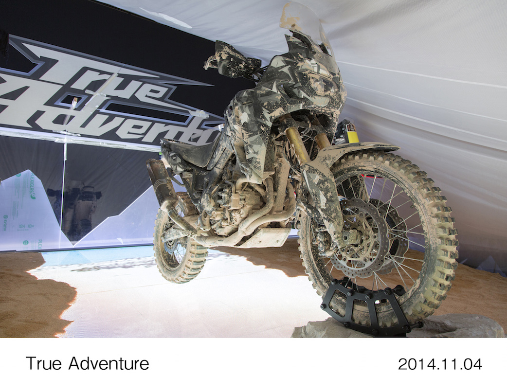 Eicma速報 ホンダの本気アドベンチャーマシン Crf450ラリーと比較しました Dirtsports Dirtsports