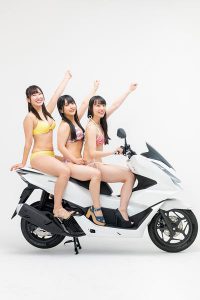 仮面女子とバイク　SUZUKI ADDRESS 110・乙木伽奈・坂の上楓・水野ふえ