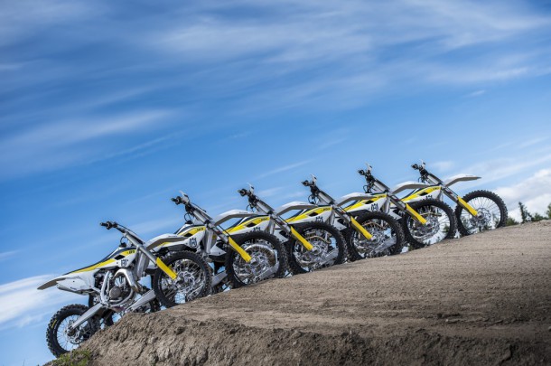 90233_Motocross_2015_Static_1024