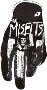 ATOM_MISFITS_GLV_BLK