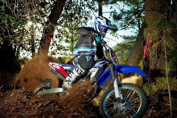 15_YZ250FX_Blue_A16
