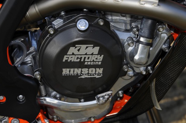 102920_18_027_KTM15_bike_details_1024