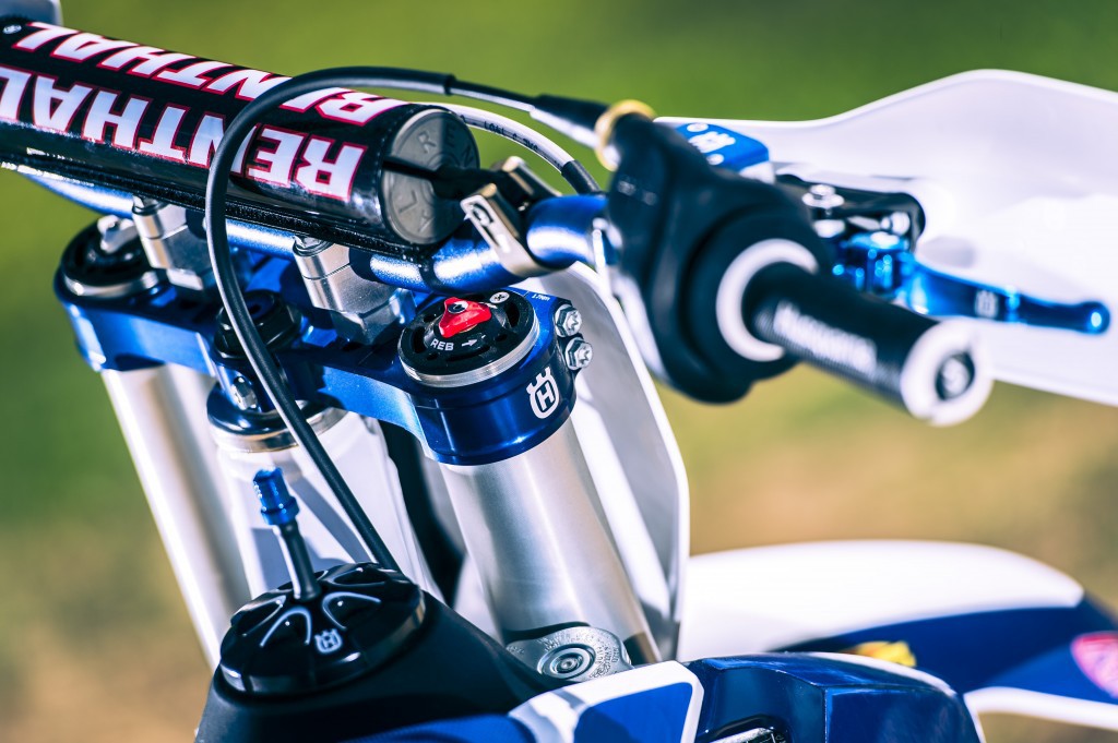 114001_Accessorized_Bike_MX16_mc_5_1024