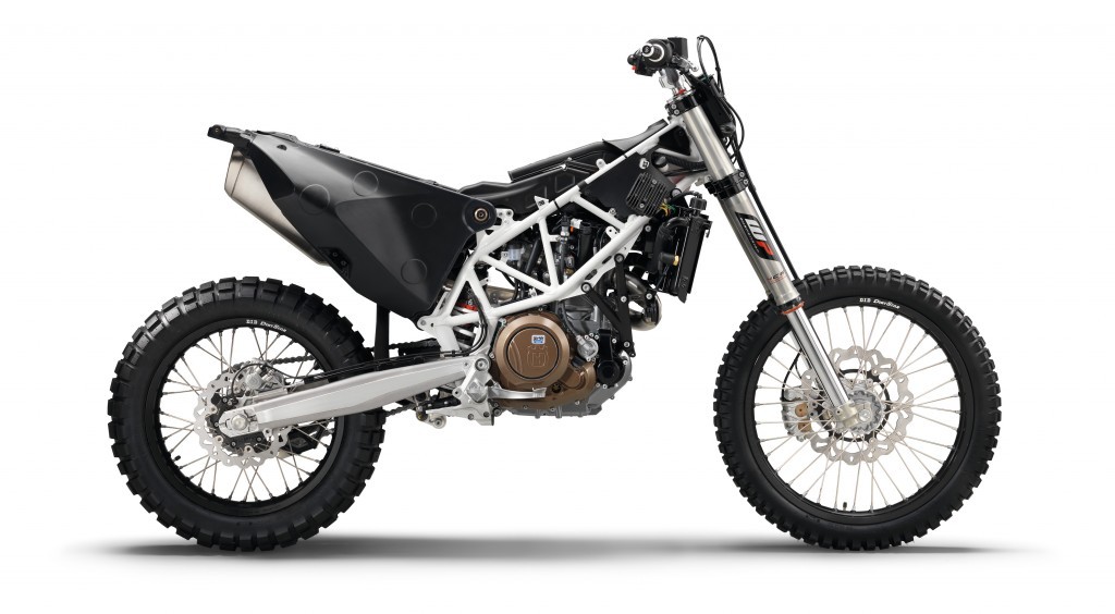 117488_14141_701_Enduro_stripped_90degree_701_Enduro_stripped_90degree_1024
