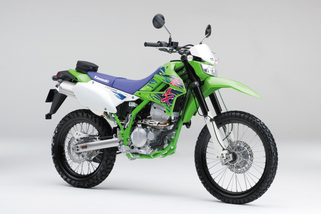 16KLX250SGS_LIM_sltl